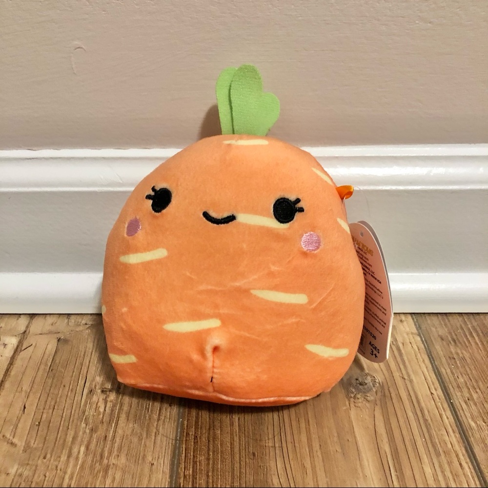 Squishmallow Caroleena‎ The Carrot 4.5"